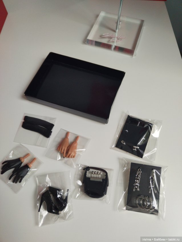 Смертельно прекрасная Тулабель. Распаковка