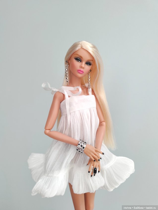 Смертельно прекрасная Тулабель. Распаковка