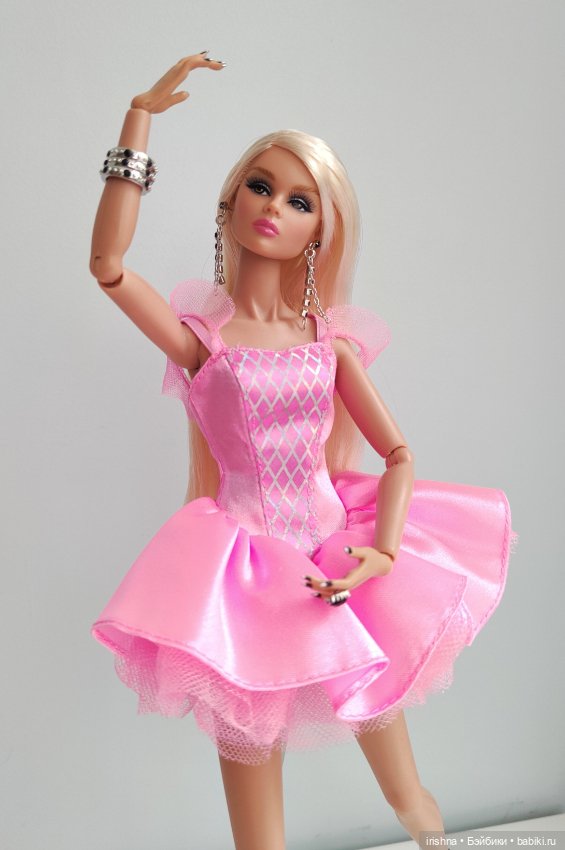 Смертельно прекрасная Тулабель. Распаковка