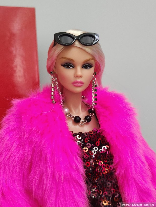 Смертельно прекрасная Тулабель. Распаковка (фото 4)