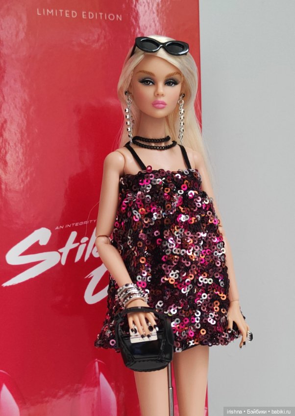 Смертельно прекрасная Тулабель. Распаковка (фото 6)