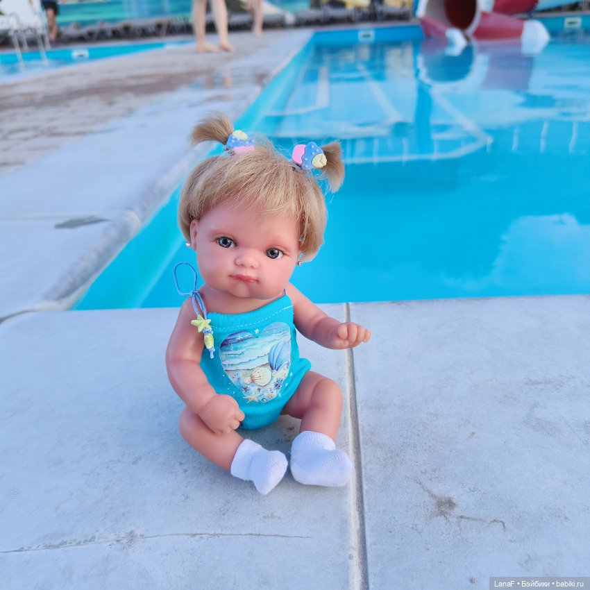 А кто с Эльзой на пляж?...(Пепита pepita Antonio Huan)