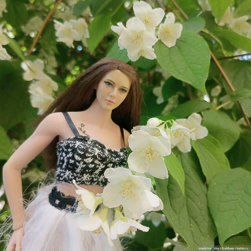 Уличные фото с Еленой — Куклы Phicen (TBLeague/Фицен): бесшовные тела (фото 6)