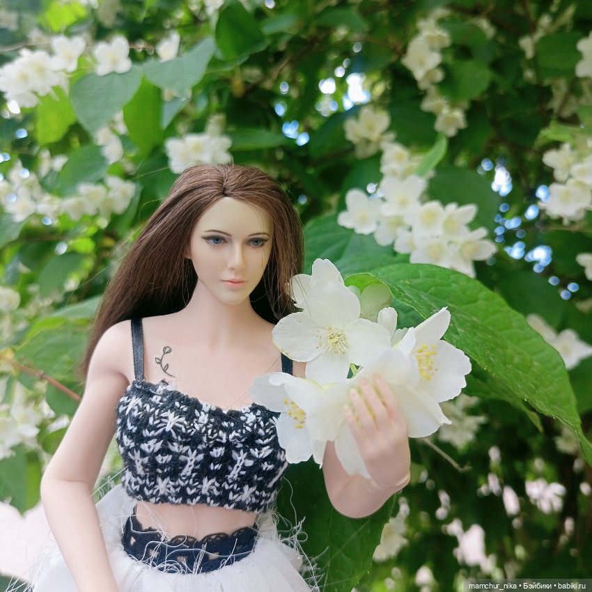 Уличные фото с Еленой — Куклы Phicen (TBLeague/Фицен): бесшовные тела (фото 7)