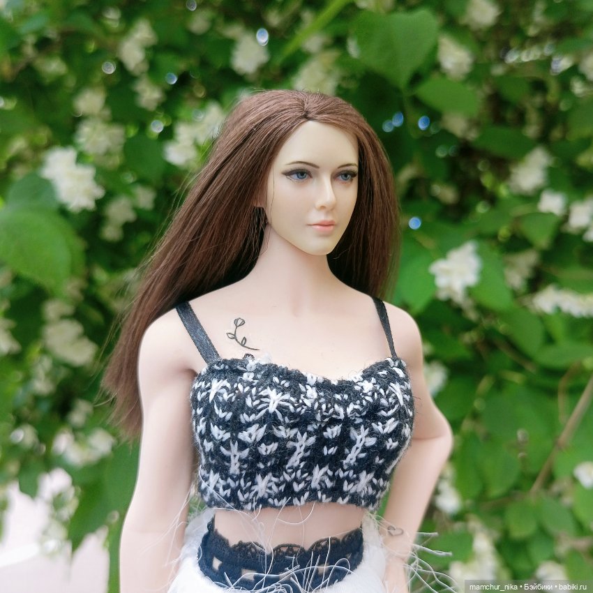 Уличные фото с Еленой — Куклы Phicen (TBLeague/Фицен): бесшовные тела (фото 8)