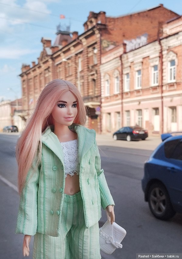 Гердочка изучает свой город (фото 3)