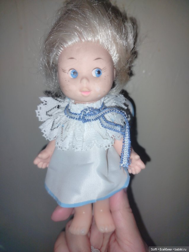Здравствуйте, помогите опознать кукол, пожалуйста (фото 3)