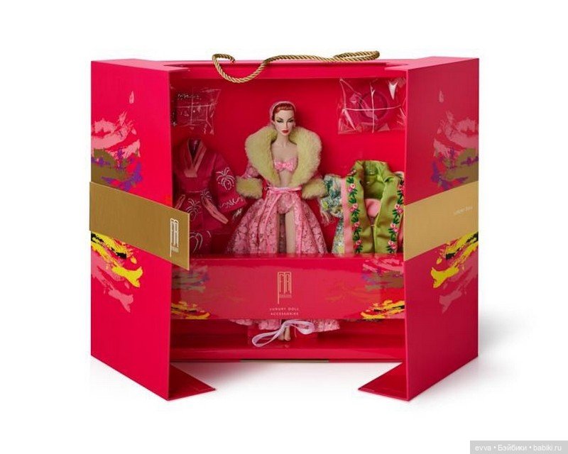 Бонусная кукла Integrity Toys в честь 20-летия из линейки FR: Monogram (фото 9)