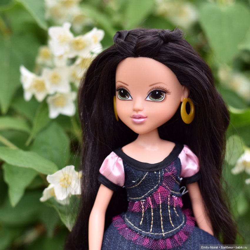 Фото-подборка: Жасмин — Коллекции игровых кукол (Playline): фото полок (фото 9)