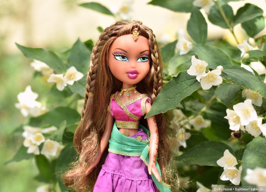 Фото-подборка: Жасмин — Коллекции игровых кукол (Playline): фото полок (фото 5)