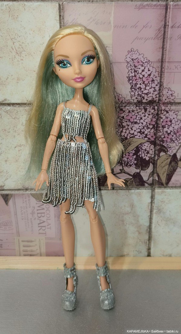 Третья принцесса - воин в доспехах (фото 2)