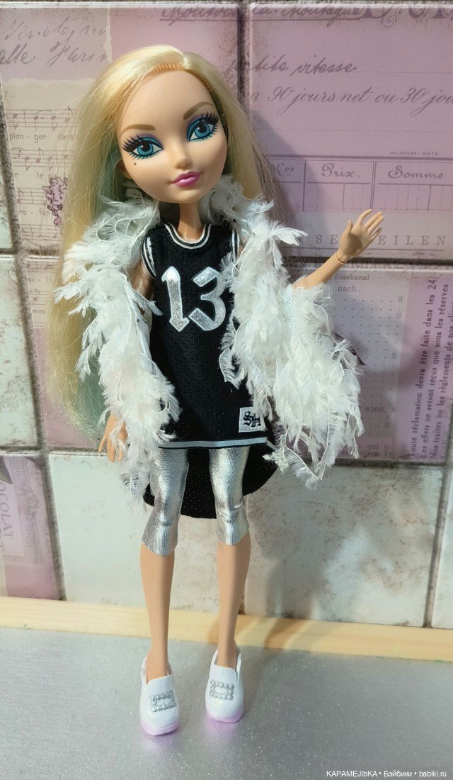 Третья принцесса - воин в доспехах (фото 4)