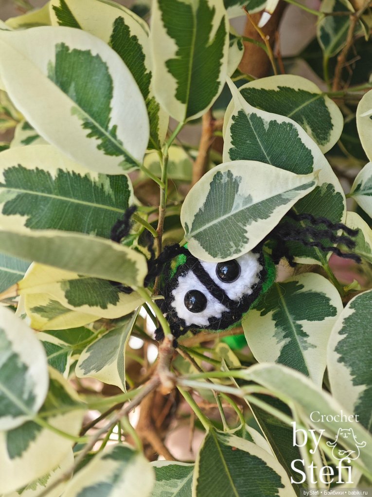 Гусеница Бакся — Вязаные игрушки и амигуруми: крючком
