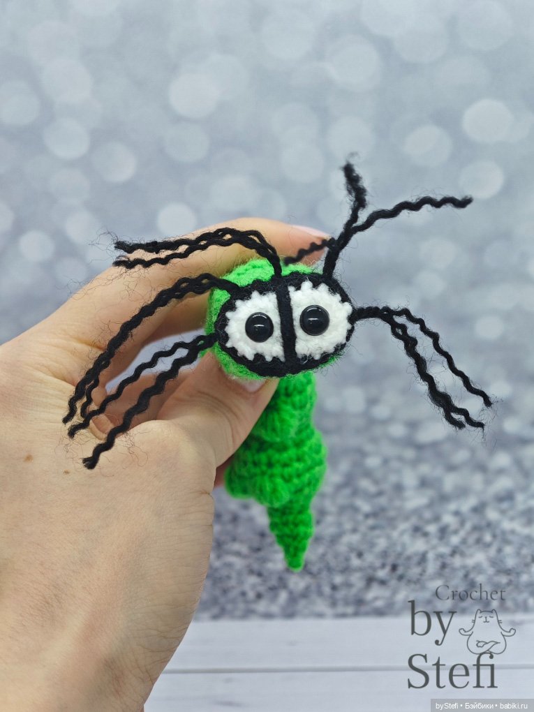 Гусеница Бакся — Вязаные игрушки и амигуруми: крючком