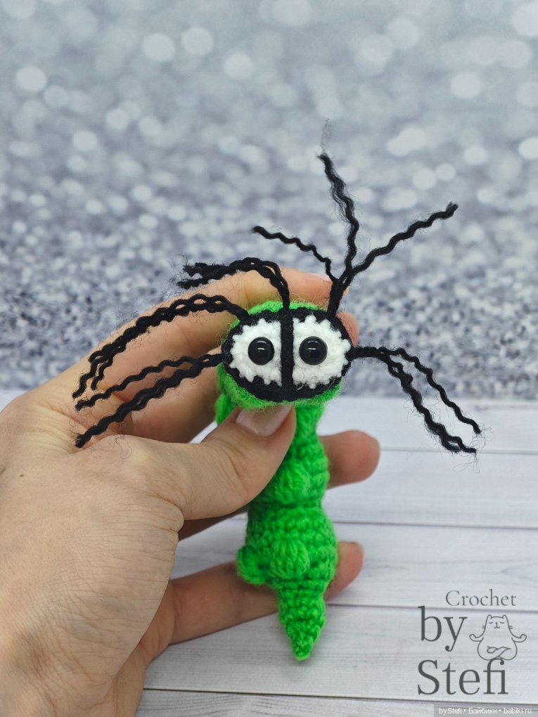Гусеница Бакся — Вязаные игрушки и амигуруми: крючком