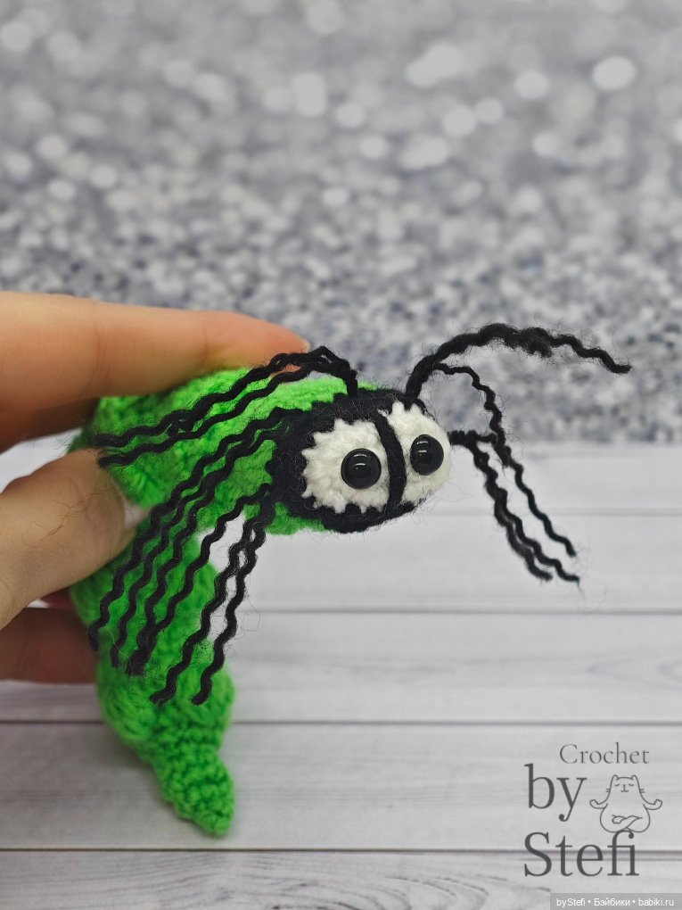 Гусеница Бакся — Вязаные игрушки и амигуруми: крючком
