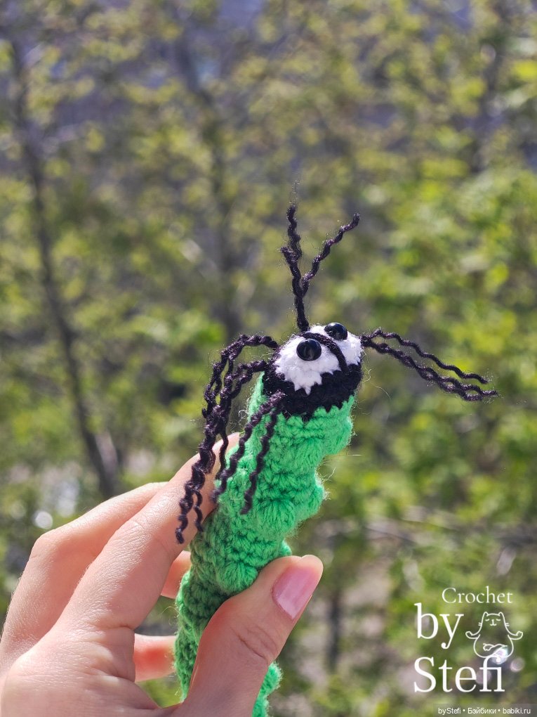 Гусеница Бакся — Вязаные игрушки и амигуруми: крючком