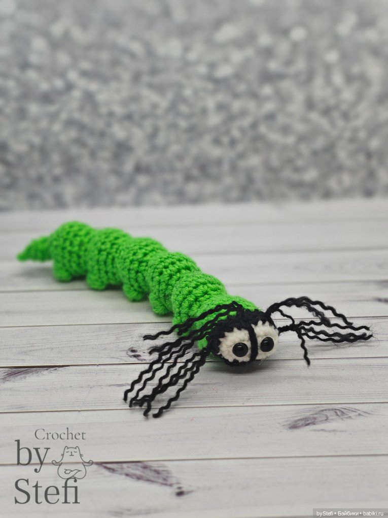 Гусеница Бакся — Вязаные игрушки и амигуруми: крючком