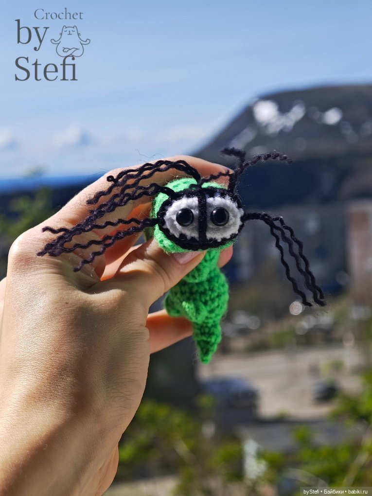 Гусеница Бакся — Вязаные игрушки и амигуруми: крючком