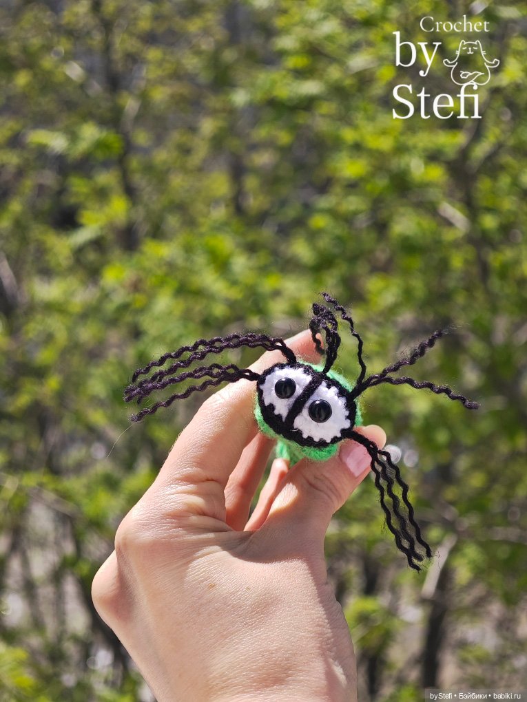 Гусеница Бакся — Вязаные игрушки и амигуруми: крючком
