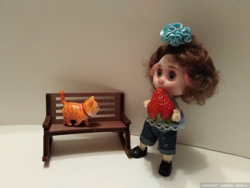 Про Нафочку. На новенькой лавочке (фото 9)