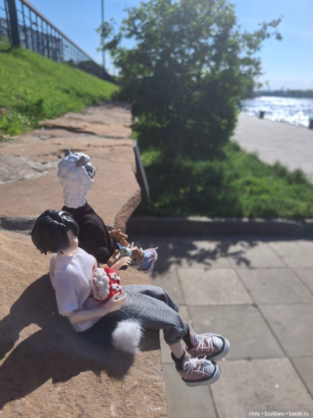 Mr. LLam — Экшн