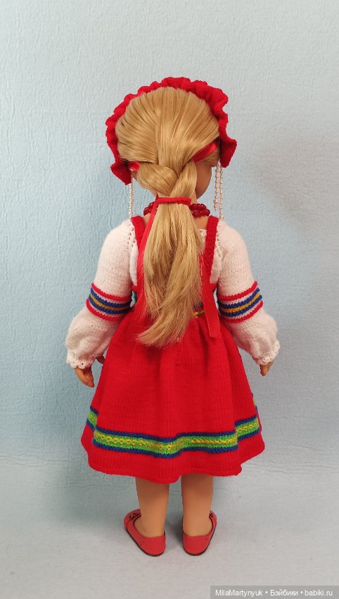 Красный сарафан — Одежда и обувь для кукол своими руками: фото (фото 4)
