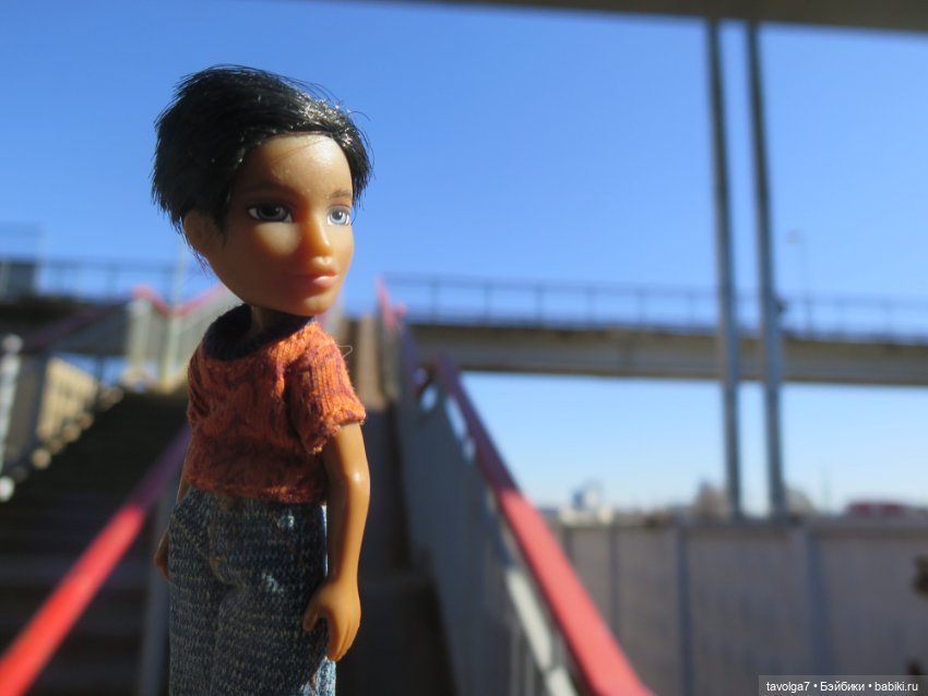 Lil Bratz Boy гуляет по Москве (фото 5)