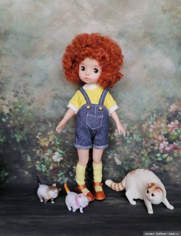 9 лет, как один миг — Коллекции игровых кукол (Playline): фото полок (фото 9)