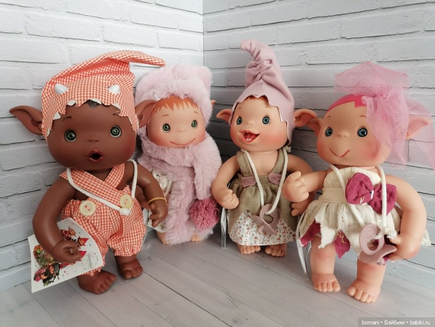 9 лет, как один миг — Коллекции игровых кукол (Playline): фото полок