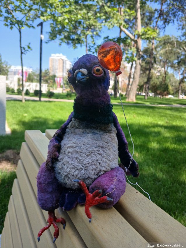 Георгий. Голубь с картинки