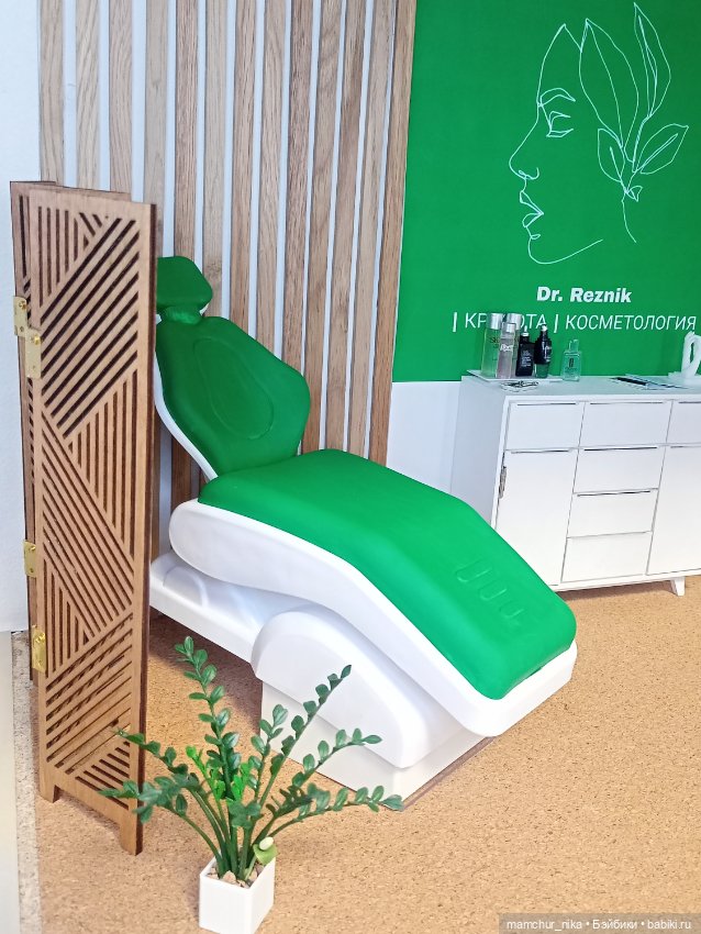 Рабочее гнёздышко Елены 💚 (фото 3)