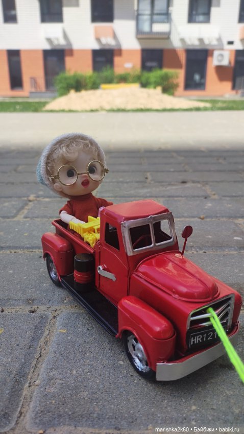 Жизнь моих кукол — Коллекции игровых кукол (Playline): фото полок