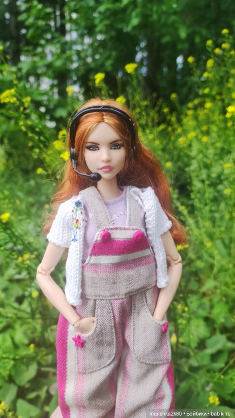 Жизнь моих кукол — Коллекции игровых кукол (Playline): фото полок (фото 3)