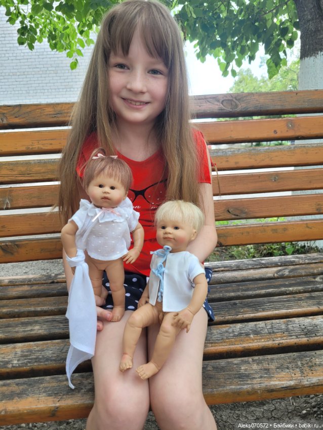 Ой, какое чудо! Это кто такой хороший к нам приехал? Куклята Rolanda Heimer