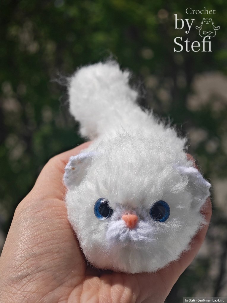 Пушистик — Вязаные игрушки и амигуруми: крючком