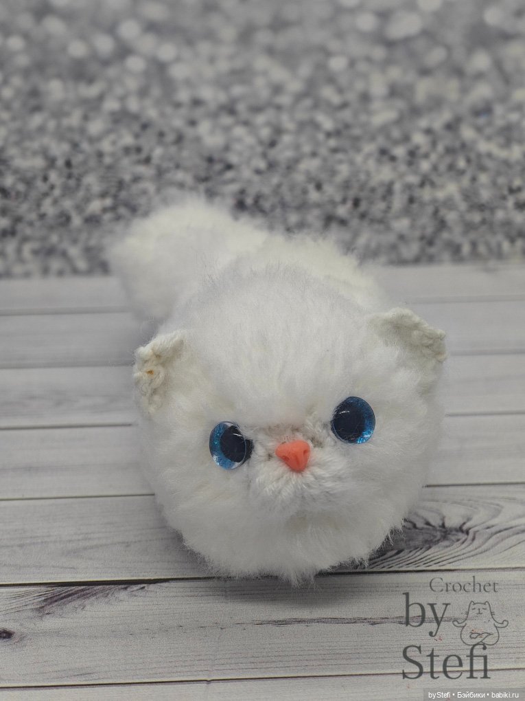 Пушистик — Вязаные игрушки и амигуруми: крючком