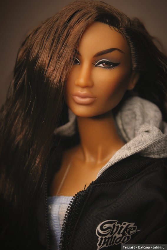 Annik Vandale полный swag girl