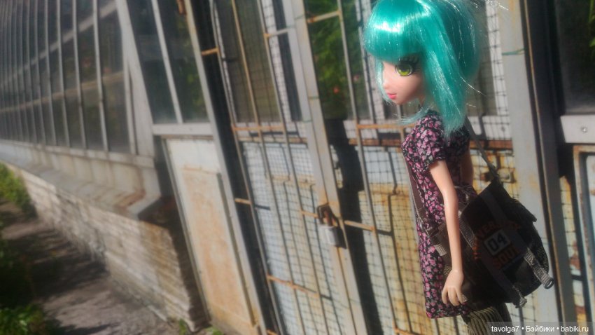 "Ранний рассвет скрипит по нервам"