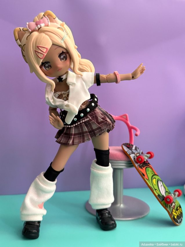 Кенди на скейте 🛹🤗 — Куклы Simontoys и Come4Free (Blind Box): Teennar