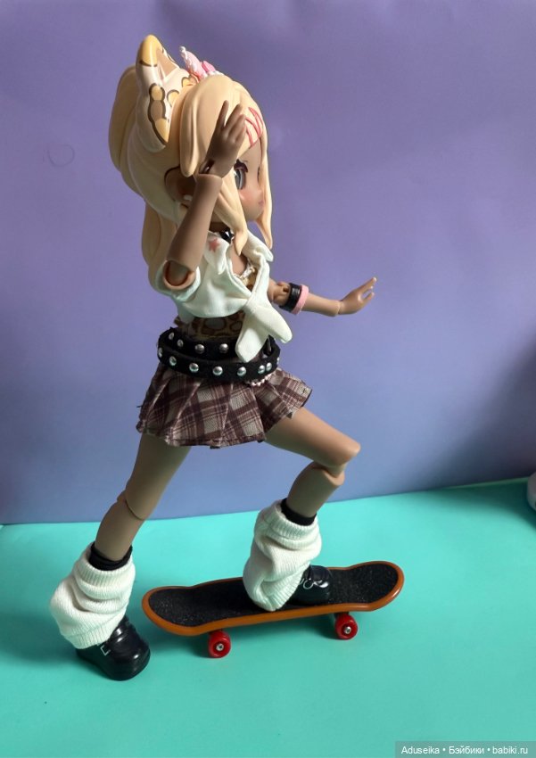 Кенди на скейте 🛹🤗 — Куклы Simontoys и Come4Free (Blind Box): Teennar