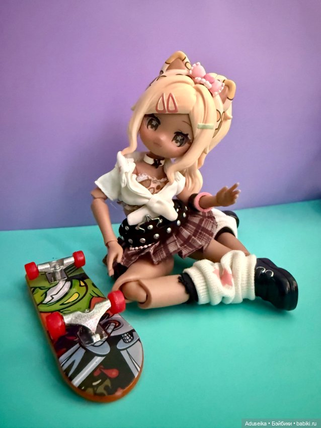 Кенди на скейте 🛹🤗 — Куклы Simontoys и Come4Free (Blind Box): Teennar