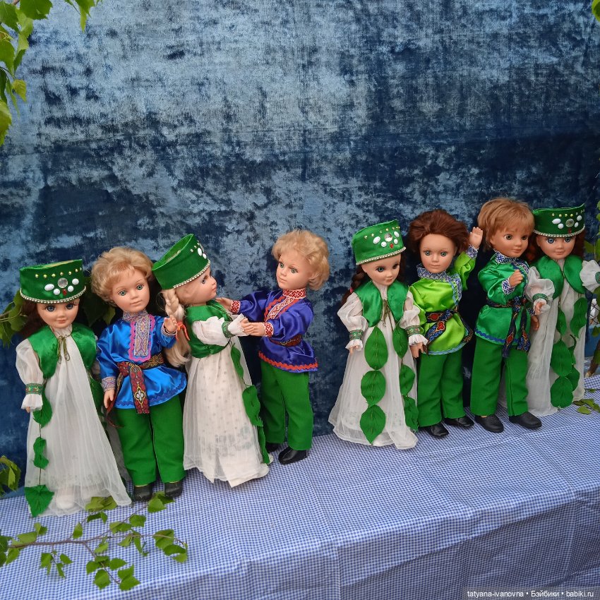 Танец "Белая березонька" к дню России (фото 10)