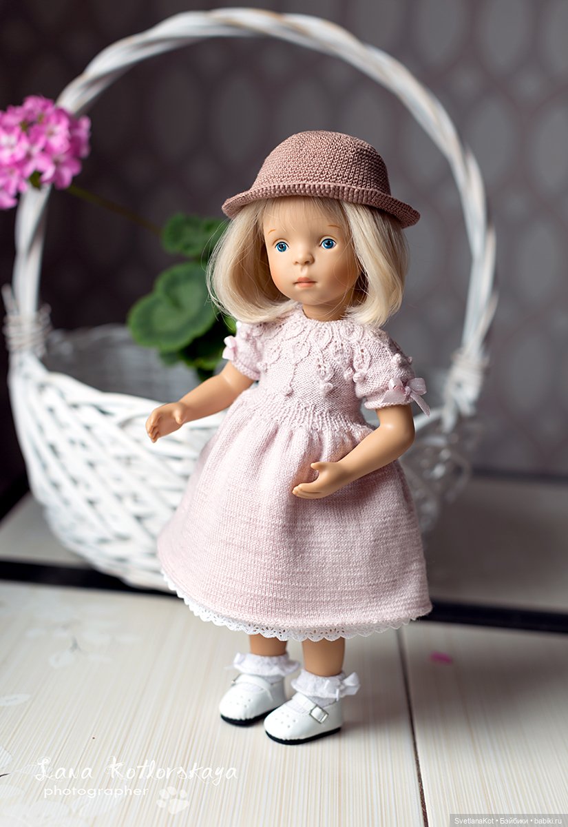 Люблю Берлин.) — Коллекции игровых кукол (Playline): фото полок