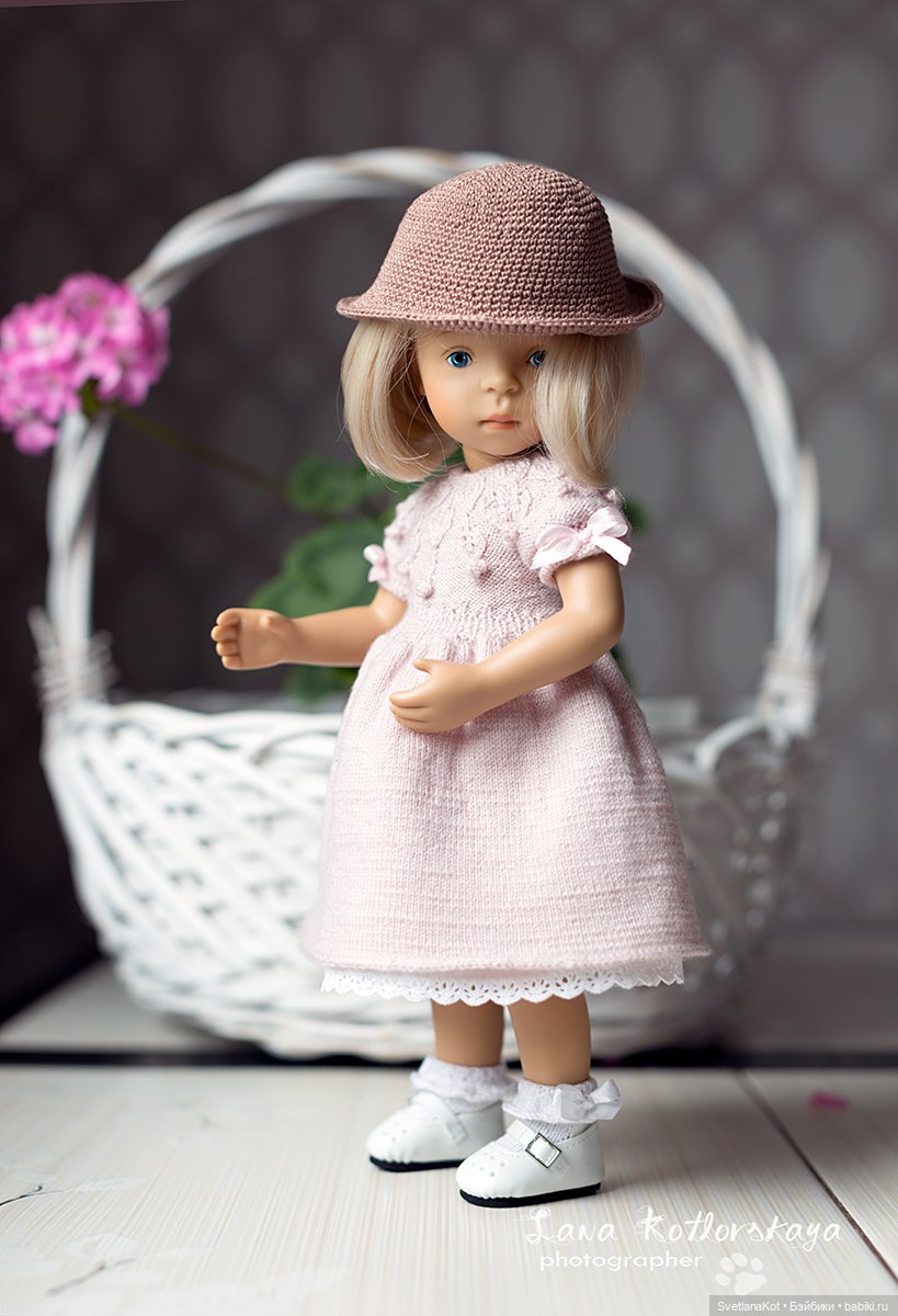 Люблю Берлин.) — Коллекции игровых кукол (Playline): фото полок (фото 4)