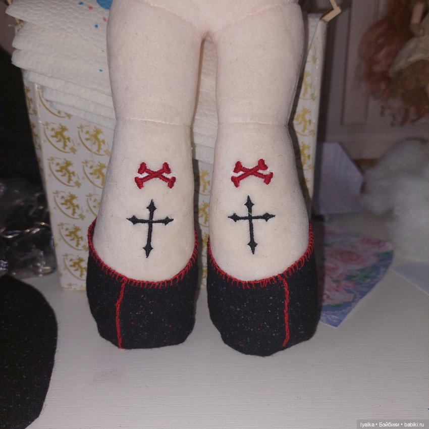 Кто поможет внучке — Одежда и обувь для кукол своими руками: фото