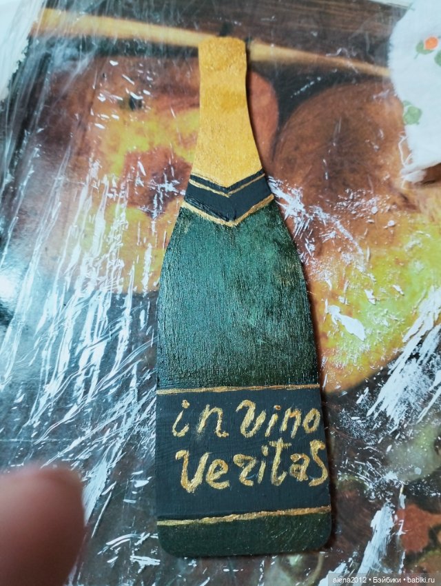 Подготовка к НГ . Венки с пробками