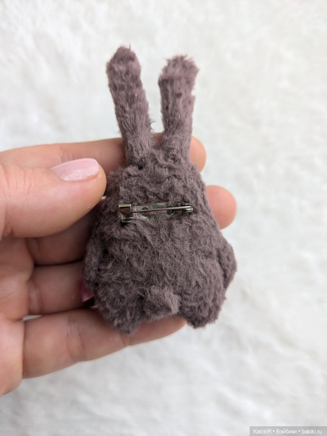 Дымчатые невысыпайцы. Броши (фото 9)