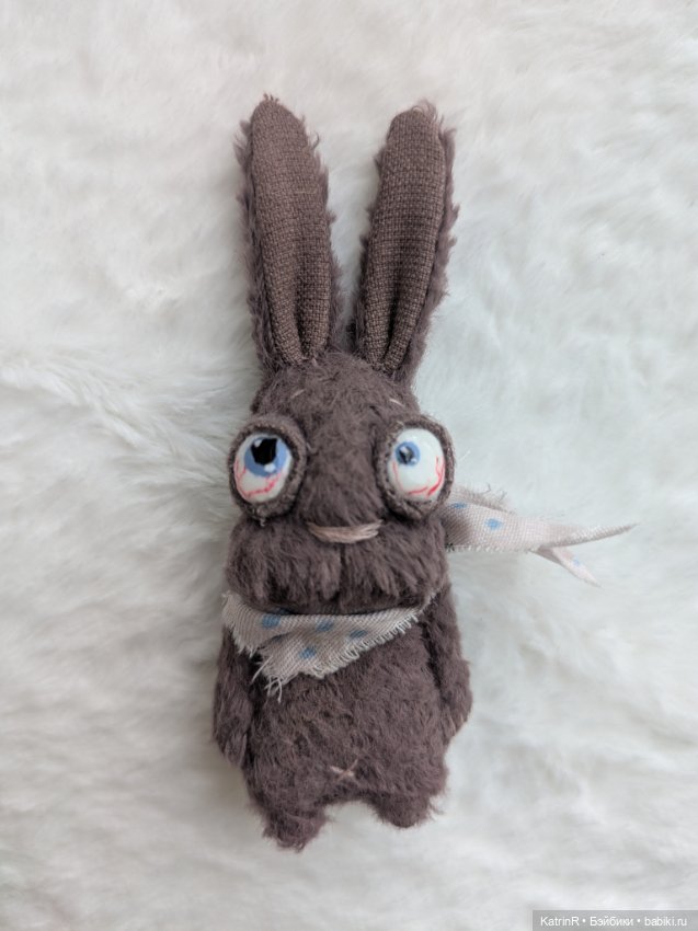 Дымчатые невысыпайцы. Броши (фото 2)