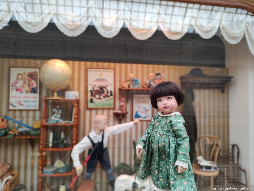 Маленькие девочки в ГУМе — Куклы Helen Kish (Хелен Киш): Riley (Райли)